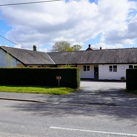 The Old Vicarage Self-Contained Apartments North Lydbury المظهر الخارجي الصورة